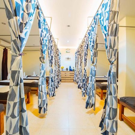 เรดดอร์ซ พรีเมียม แอท โคเรียทาวน์ อังเคเลสซิตี้ Hotel อังเฮเลส ภายนอก รูปภาพ