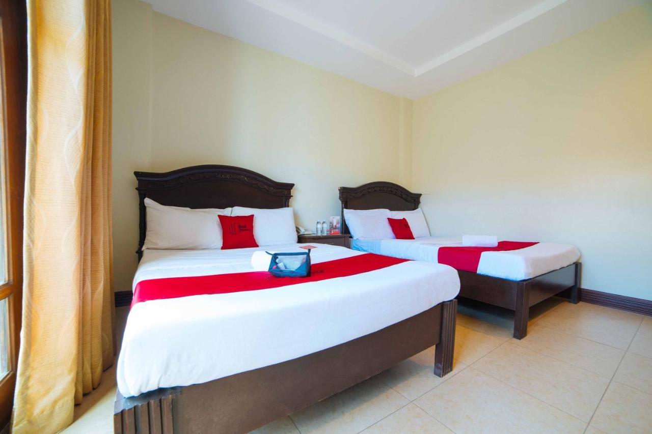เรดดอร์ซ พรีเมียม แอท โคเรียทาวน์ อังเคเลสซิตี้ Hotel อังเฮเลส ภายนอก รูปภาพ