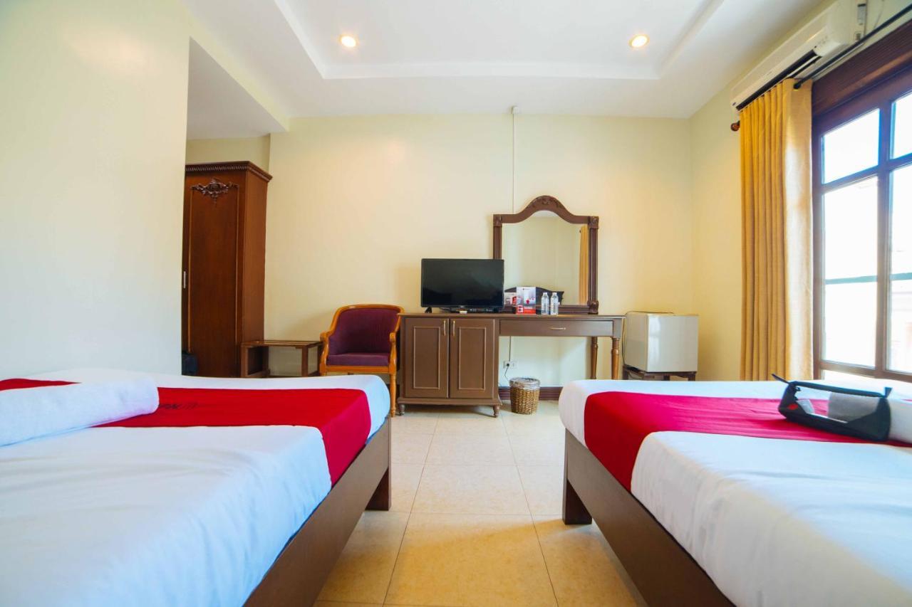 เรดดอร์ซ พรีเมียม แอท โคเรียทาวน์ อังเคเลสซิตี้ Hotel อังเฮเลส ภายนอก รูปภาพ